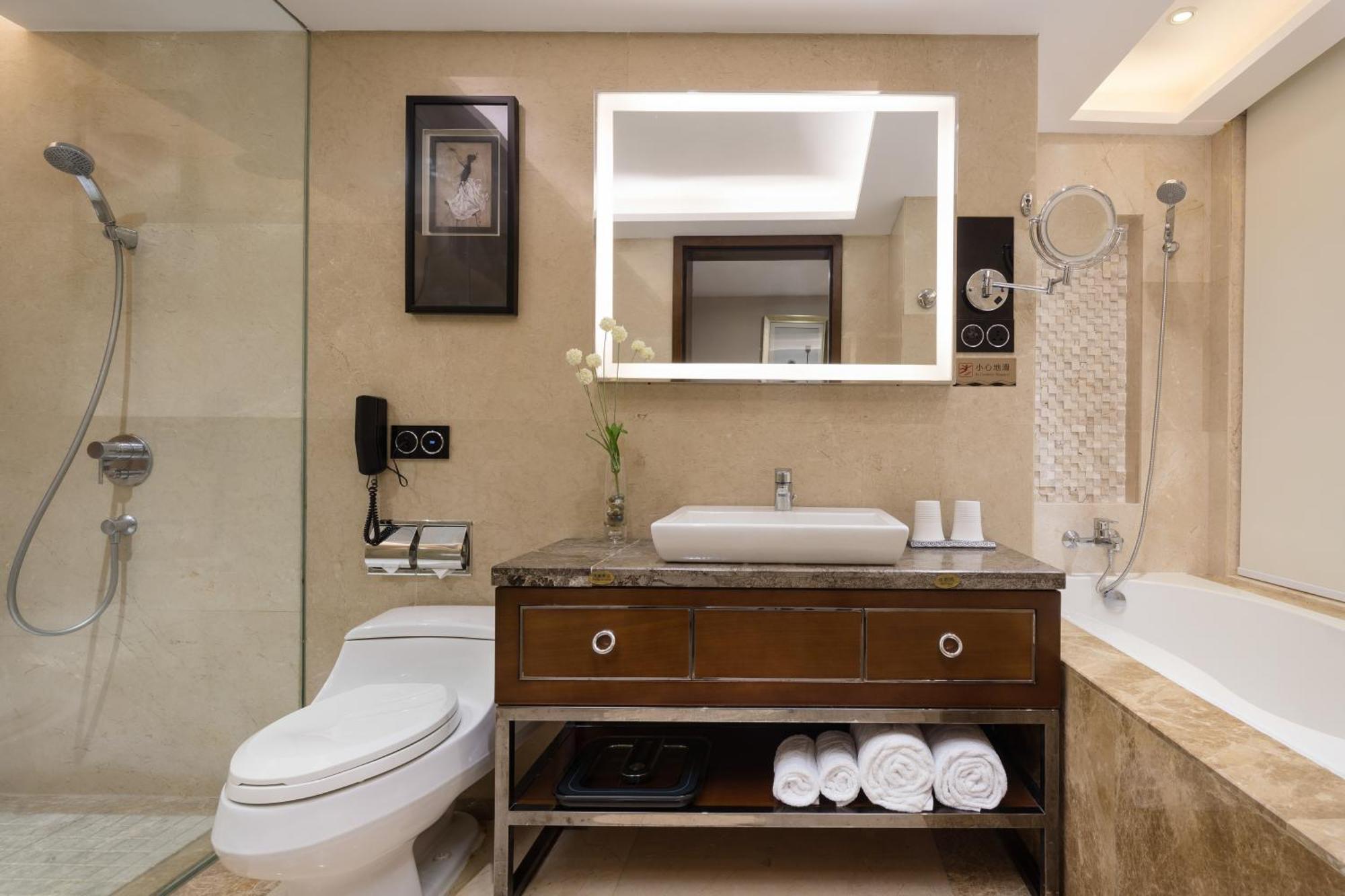 Maoming International Hotel Esterno foto