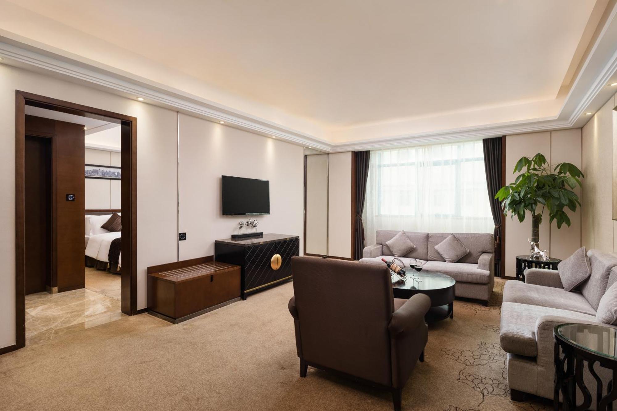 Maoming International Hotel Esterno foto